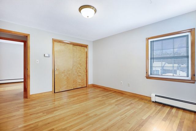 8 Cole Street, Salem, NH 03079