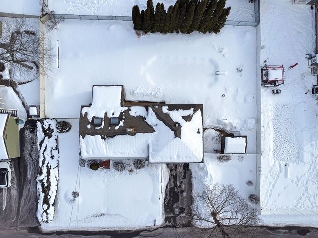 8 Cole Street, Salem, NH 03079