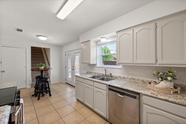 8036 Berrybrook Drive, Watauga, TX 76148