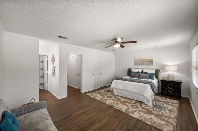 8036 Berrybrook Drive, Watauga, TX 76148