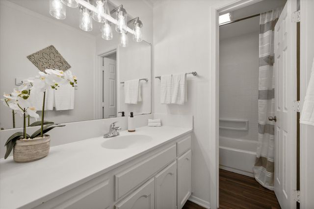 8036 Berrybrook Drive, Watauga, TX 76148