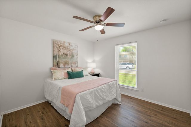 8036 Berrybrook Drive, Watauga, TX 76148