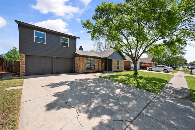 8036 Berrybrook Drive, Watauga, TX 76148