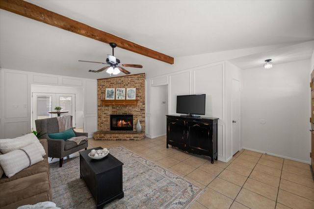 8036 Berrybrook Drive, Watauga, TX 76148