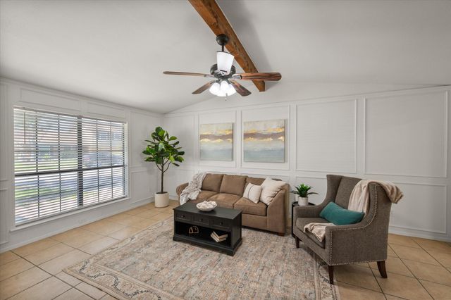 8036 Berrybrook Drive, Watauga, TX 76148