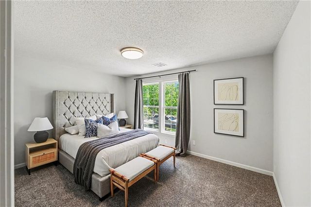 6330 N Bedford Avenue, Kansas City, MO 64151