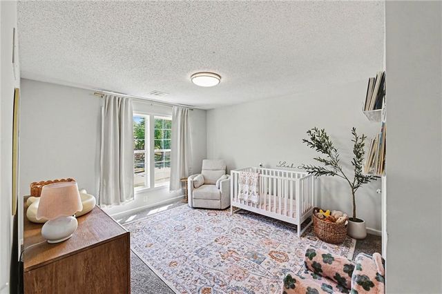 6330 N Bedford Avenue, Kansas City, MO 64151