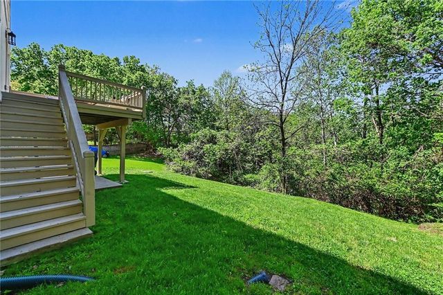 6330 N Bedford Avenue, Kansas City, MO 64151