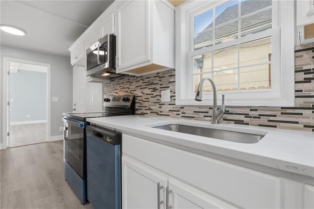 2315 Brighton Avenue, Kansas City, MO 64127