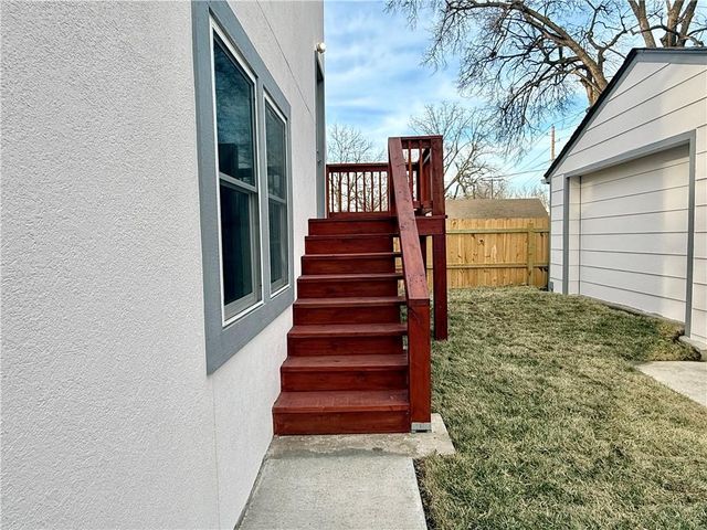 2315 Brighton Avenue, Kansas City, MO 64127