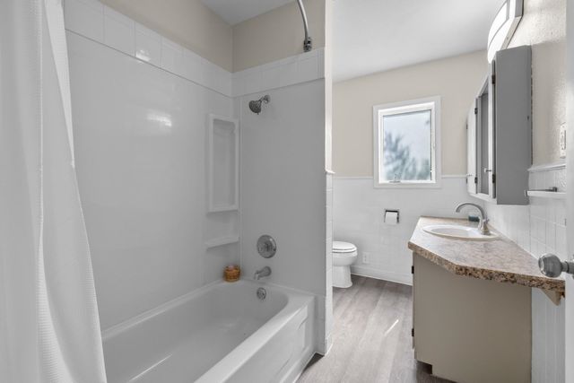 405 1st Ave NW, Mohall, ND 58761