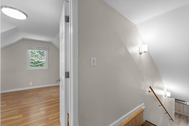 405 1st Ave NW, Mohall, ND 58761