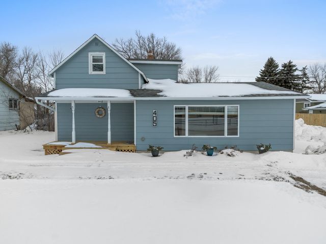 405 1st Ave NW, Mohall, ND 58761