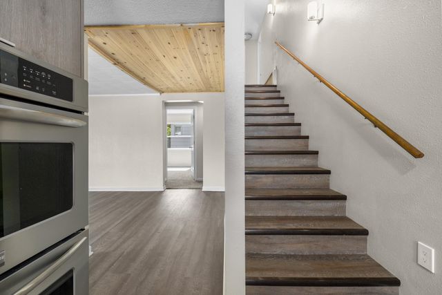 405 1st Ave NW, Mohall, ND 58761