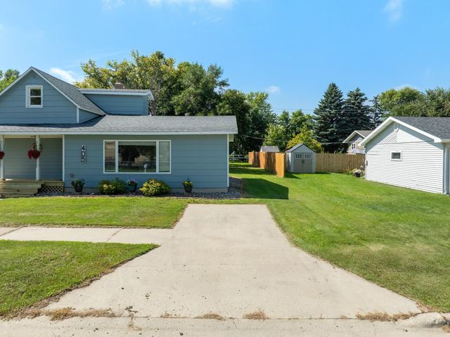 405 1st Ave NW, Mohall, ND 58761