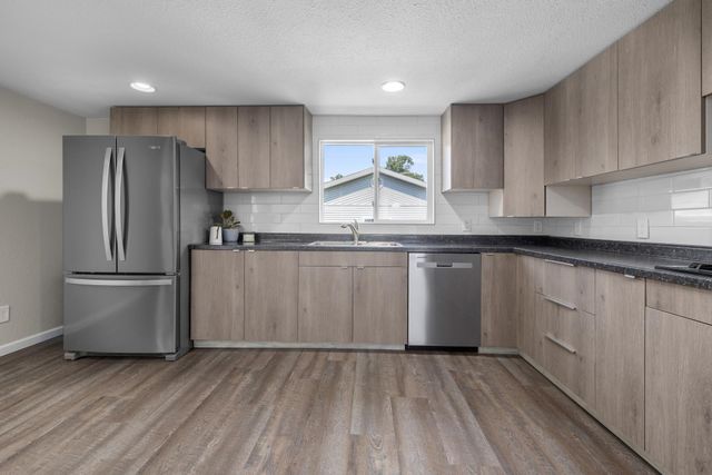 405 1st Ave NW, Mohall, ND 58761