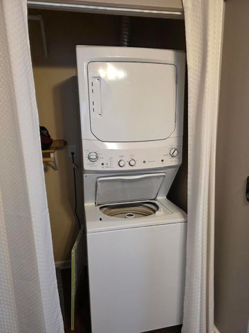 1314 E Miller Street, Griffith, IN 46319