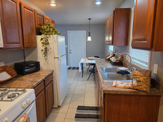 1314 E Miller Street, Griffith, IN 46319