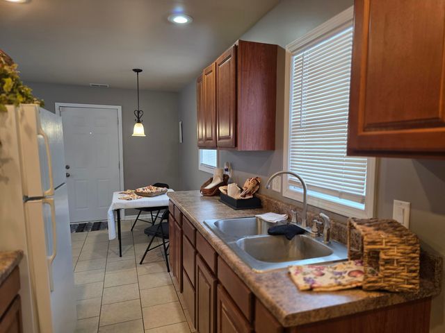 1314 E Miller Street, Griffith, IN 46319