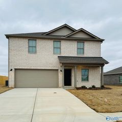 173 Whitner Drive, Hazel Green, AL 35750