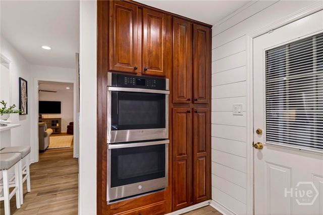 8607 Kent Drive, Savannah, GA 31406