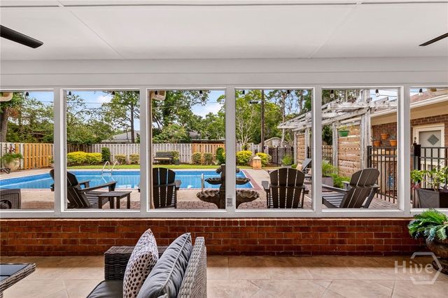 8607 Kent Drive, Savannah, GA 31406