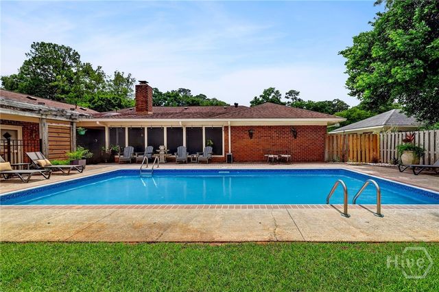 8607 Kent Drive, Savannah, GA 31406