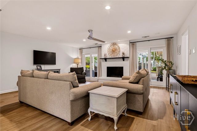 8607 Kent Drive, Savannah, GA 31406