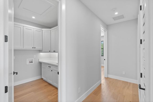 1016 SE 8th Street, Fort Lauderdale, FL 33316