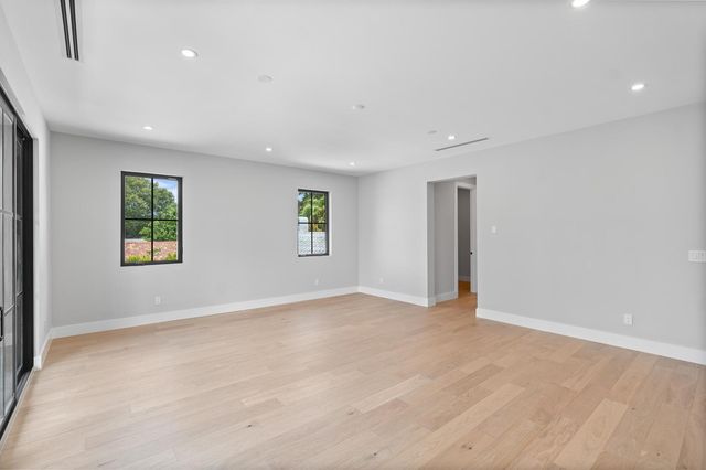1016 SE 8th Street, Fort Lauderdale, FL 33316