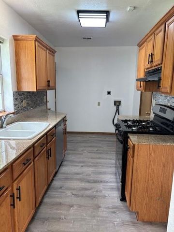 2037 NE 16th Terrace, Oklahoma City, OK 73117