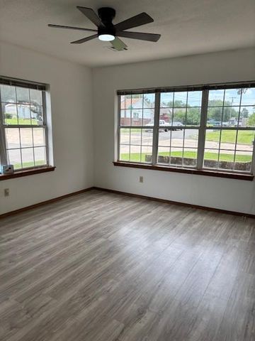 2037 NE 16th Terrace, Oklahoma City, OK 73117