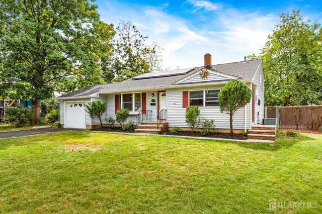 233 Henry Court, North Plainfield, NJ 07060