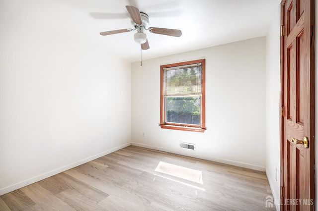 233 Henry Court, North Plainfield, NJ 07060
