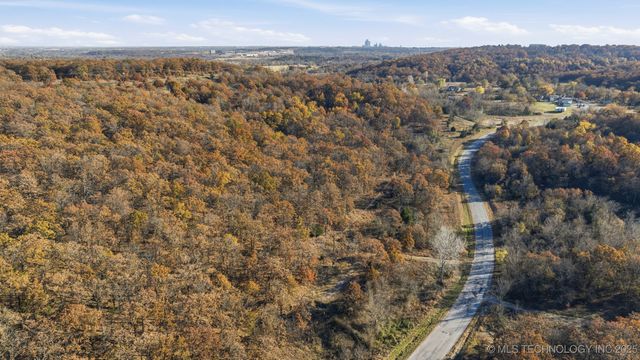 N 41st West Avenue, Tulsa, OK 74126