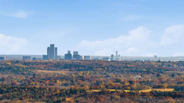 N 41st West Avenue, Tulsa, OK 74126