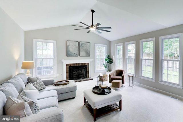 11 DANBURY FOREST LN, Stafford, VA 22554