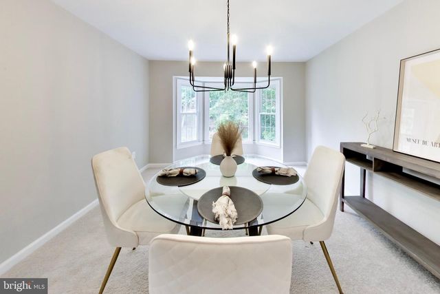 11 DANBURY FOREST LN, Stafford, VA 22554