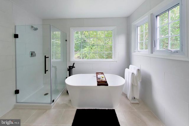 11 DANBURY FOREST LN, Stafford, VA 22554