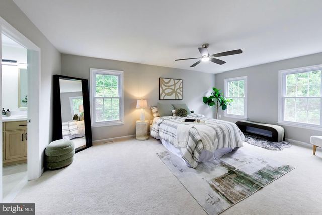 11 DANBURY FOREST LN, Stafford, VA 22554