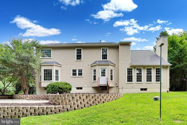 11 DANBURY FOREST LN, Stafford, VA 22554