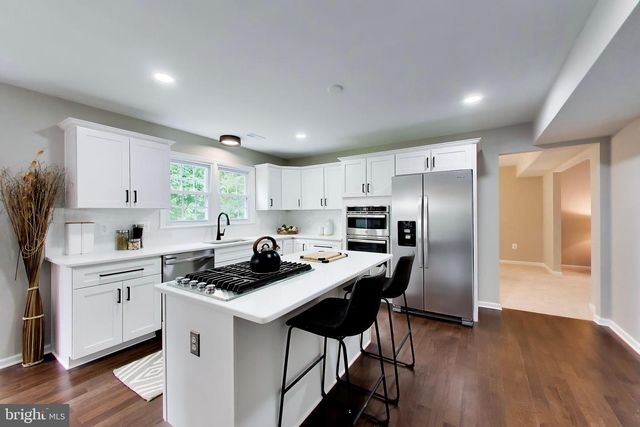 11 DANBURY FOREST LN, Stafford, VA 22554