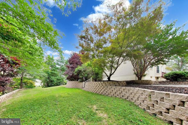 11 DANBURY FOREST LN, Stafford, VA 22554