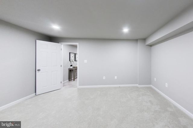 11 DANBURY FOREST LN, Stafford, VA 22554