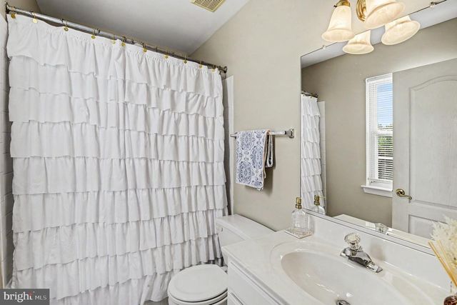 5 KAHL MANOR CT, Perry Hall, MD 21128