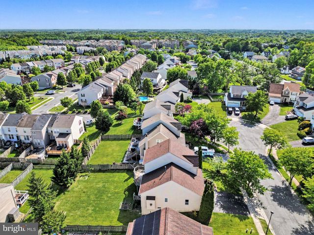 5 KAHL MANOR CT, Perry Hall, MD 21128