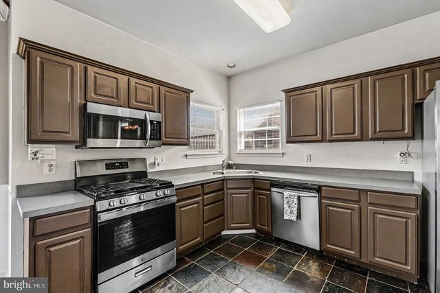5 KAHL MANOR CT, Perry Hall, MD 21128