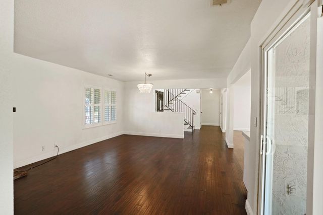 4233 Five Mile Dr, Stockton, CA 95219