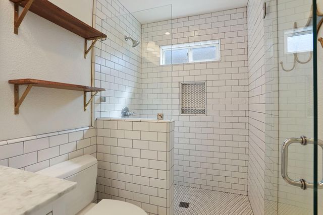 4233 Five Mile Dr, Stockton, CA 95219