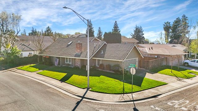 4233 Five Mile Dr, Stockton, CA 95219